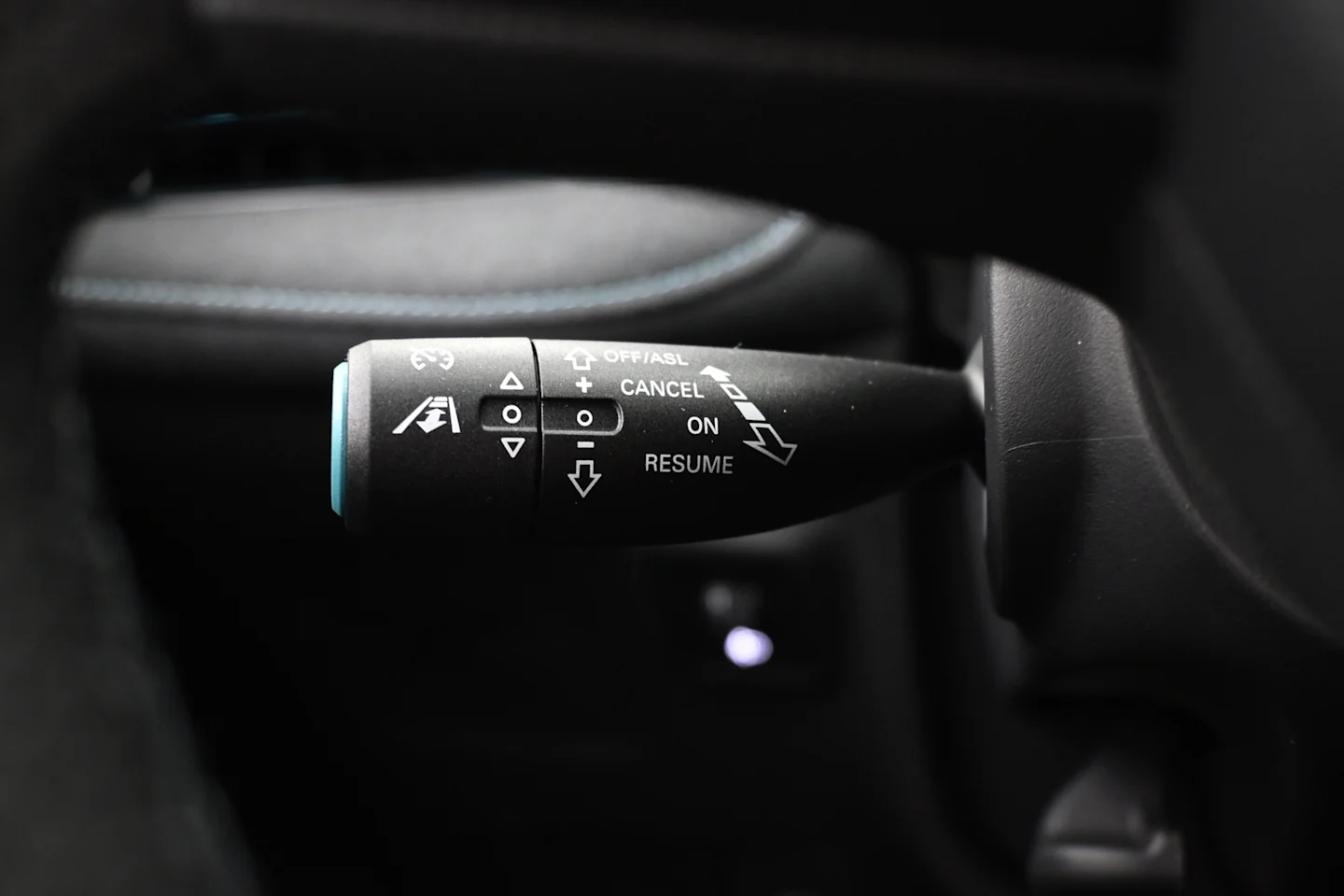 Car Image - 3ep1j7HUc3a6TjGtDh9c3I