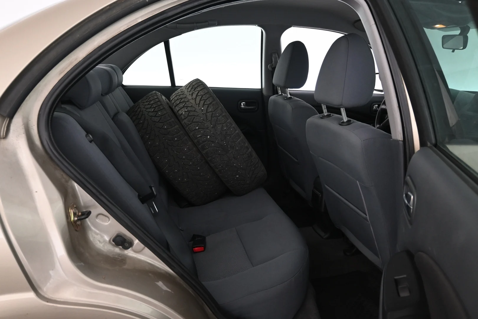 Car Image - 4byQPx40WCmW6TvMeo6dXy