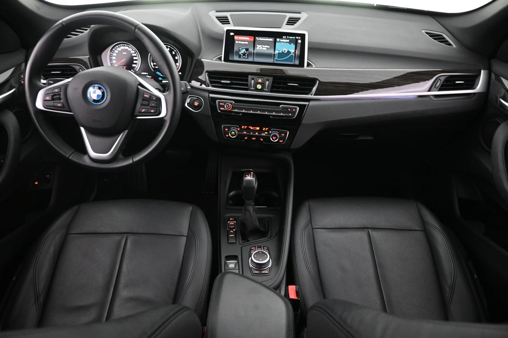 Car Image - 2VHEybPJmCtazf4pBCI5ec