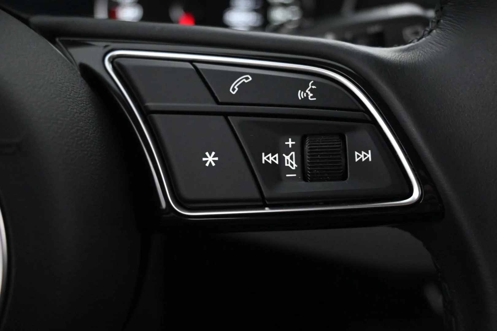 Car Image - 5pocurbbGsm6bKBR0kmsOE