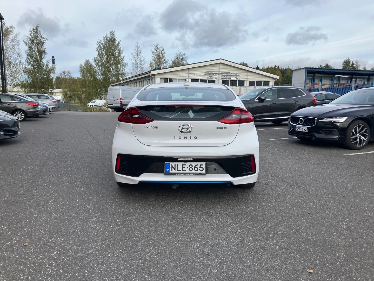 Car Image - 43lOlxZO4PZCwmN3pY4bYZ