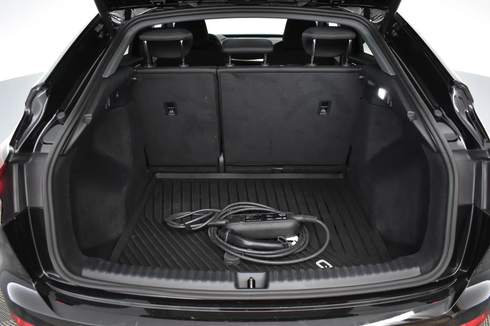 Car Image - 18DJAGNv3rSYqBkniSjbZa