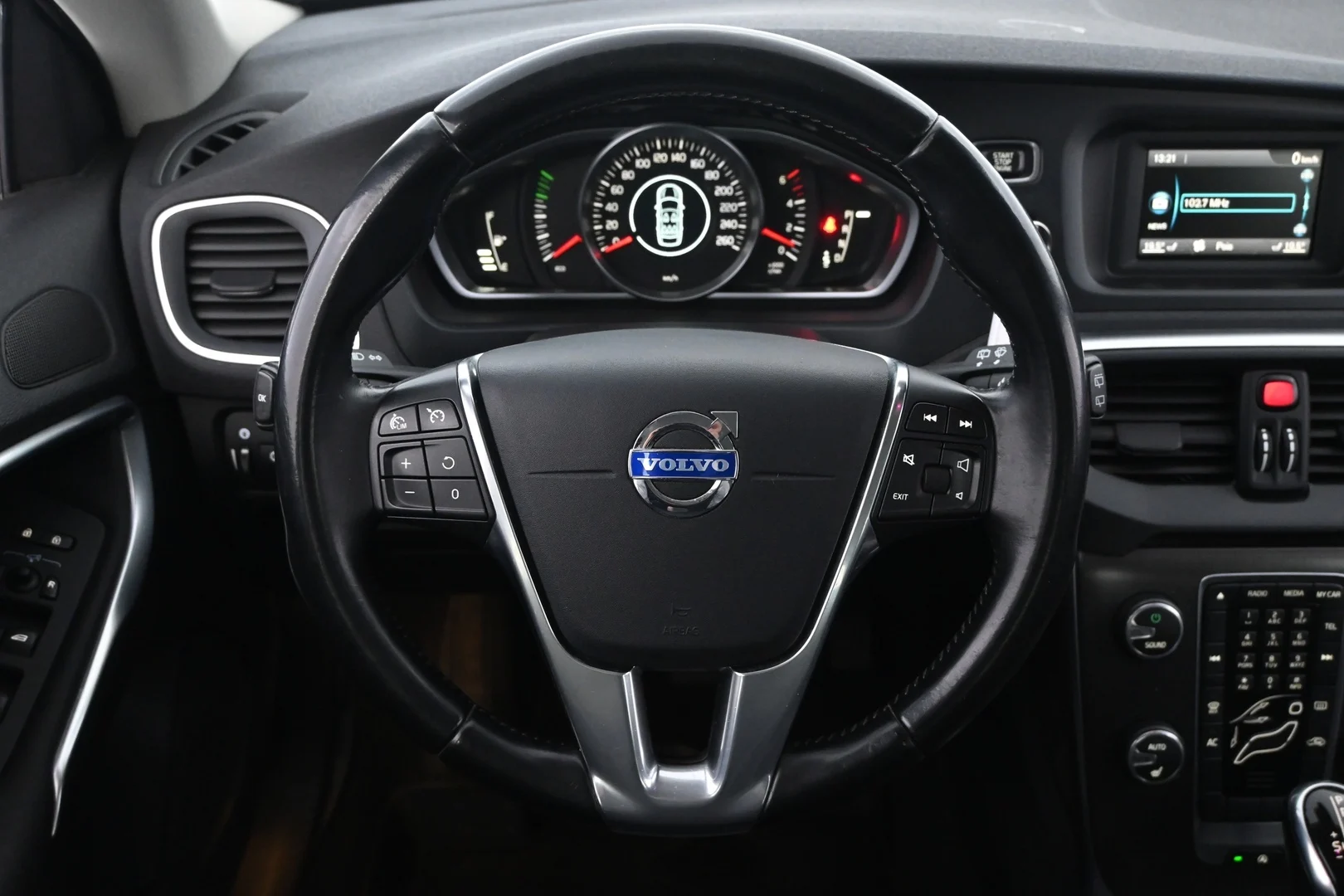 Car Image - 2XmsPidEKCJR1aWW8Vj6UZ