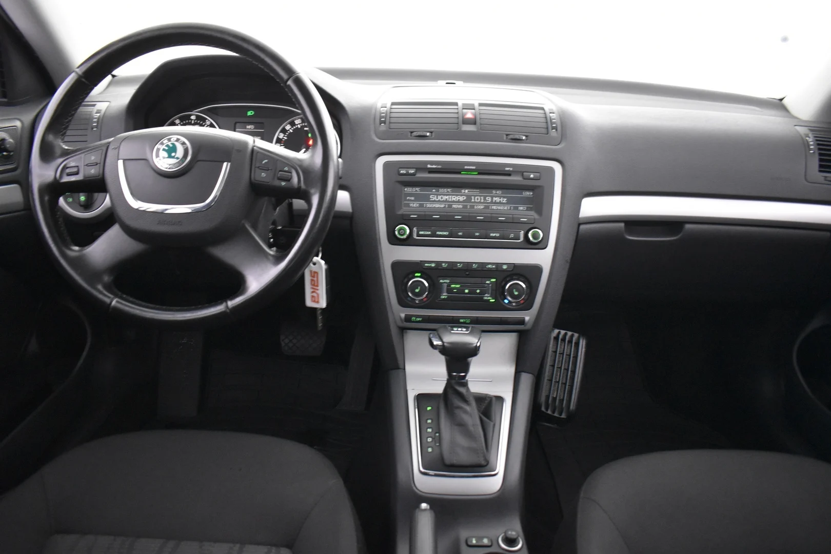 Car Image - 5bChZUlKumyBdXA4gnrDjZ