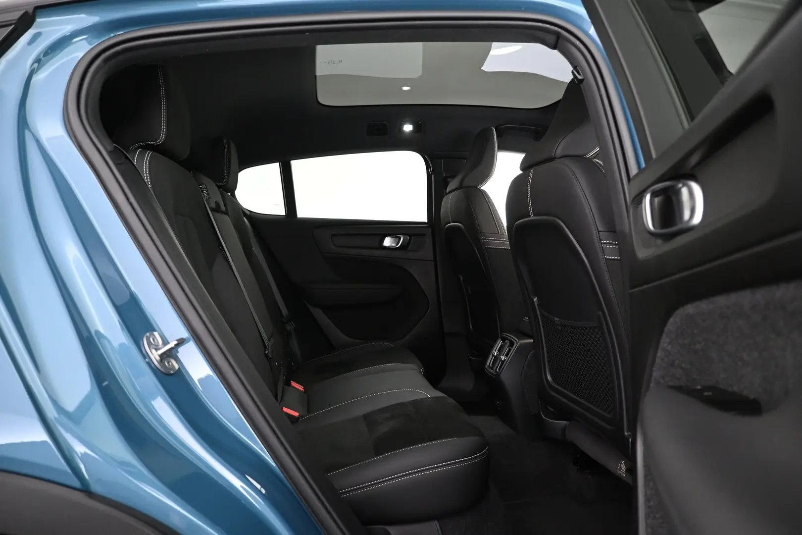 Car Image - TQIPaJtqNeWO7sPXFBkE2