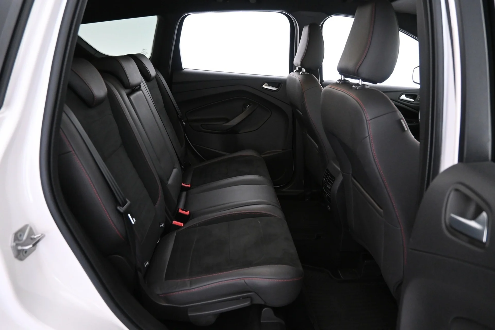 Car Image - 5GGY7UU7mmfUrB5y8uuz1z