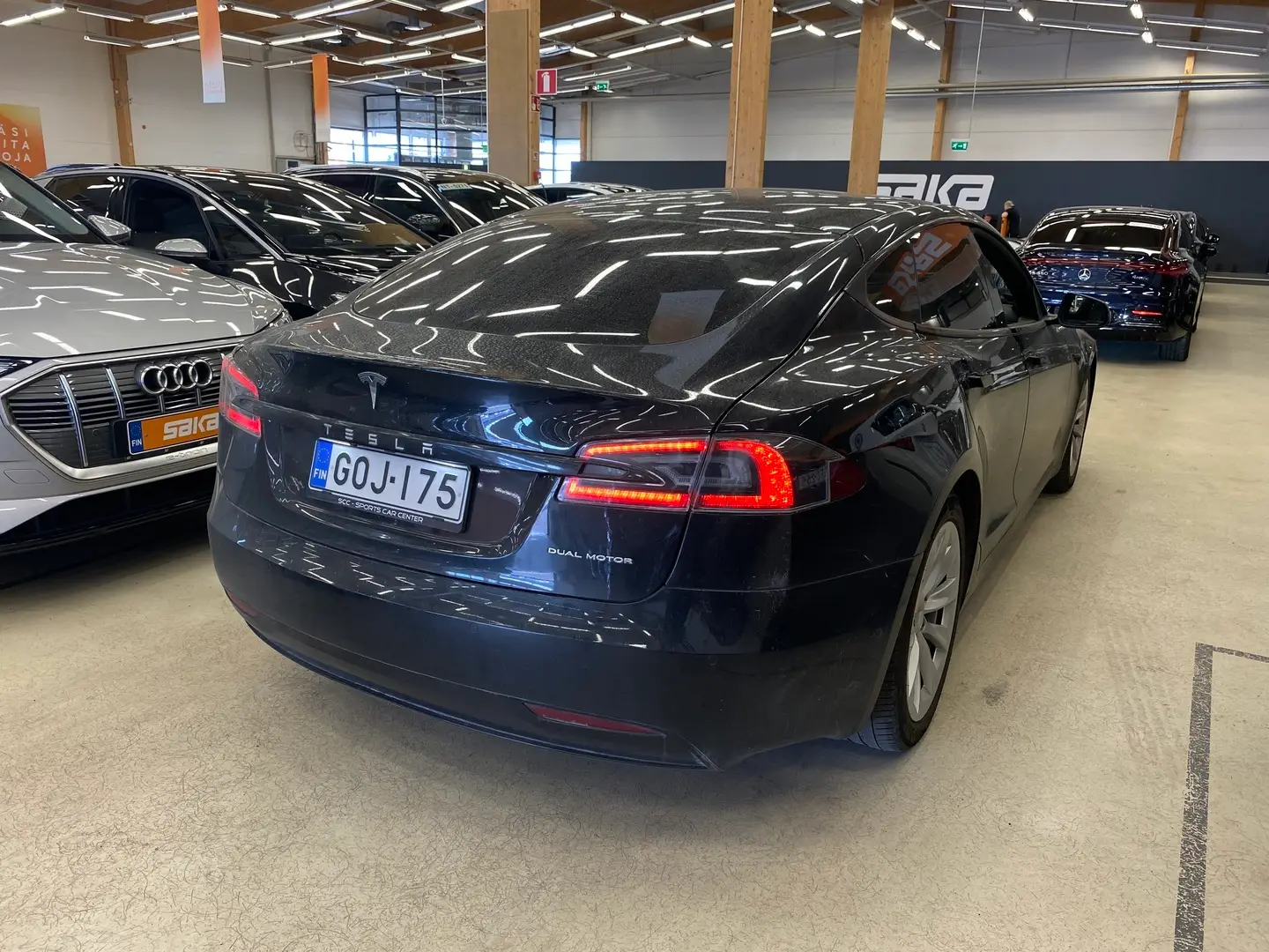 Car Image - 5LjNWqnC8HcoyzKTKqEe6X