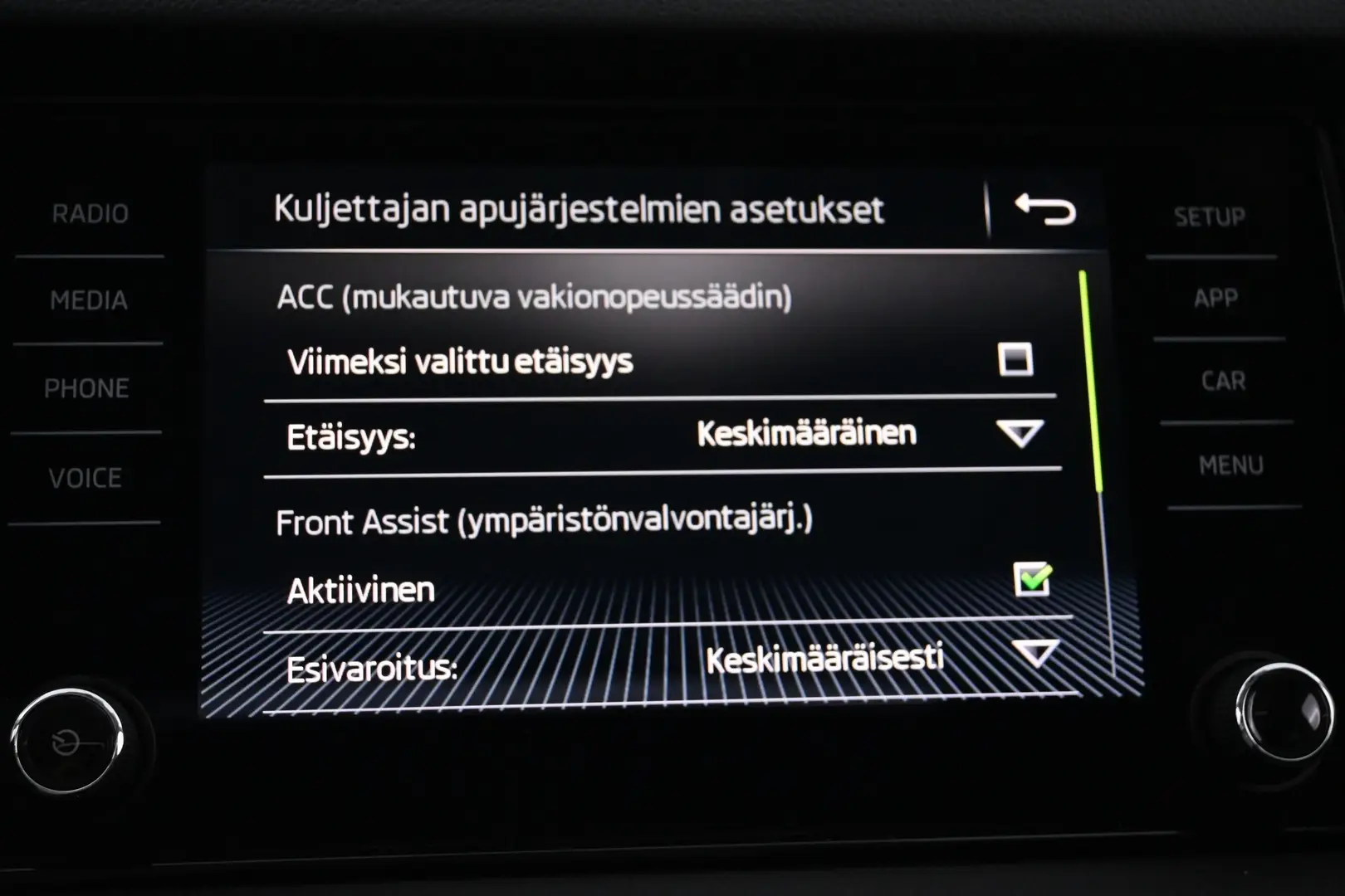 Car Image - 1Y4iDyslS0i4sURLlJblEF