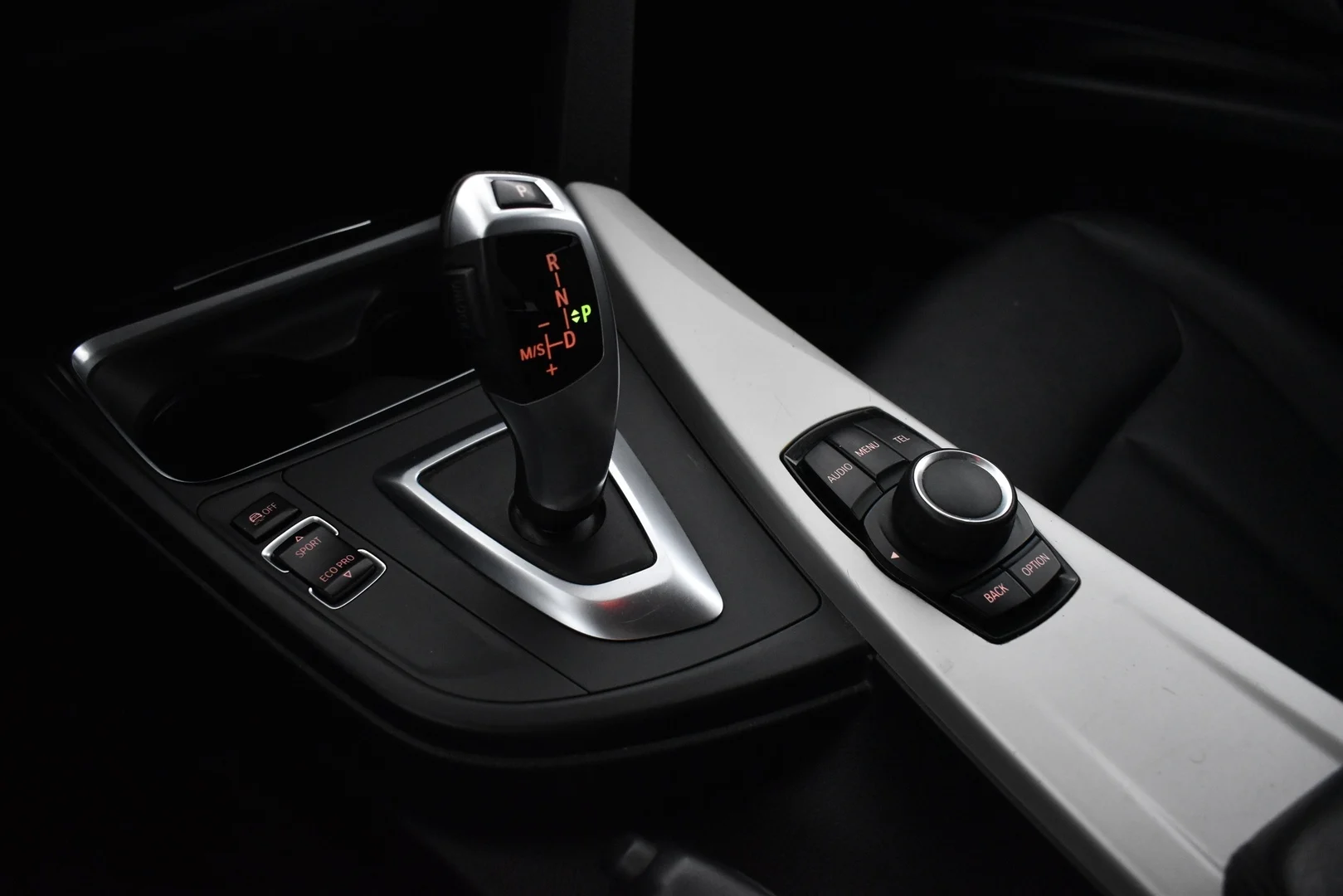 Car Image - 1kW7OdJ4gqA0YWvqhFmVN7