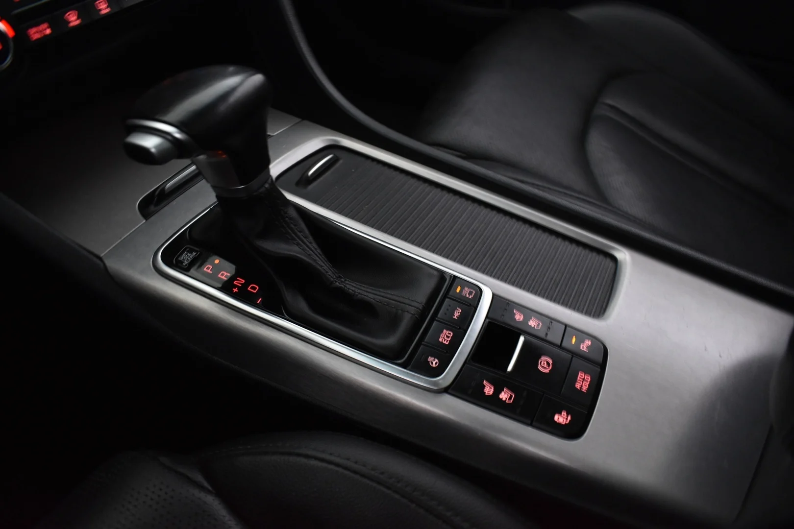Car Image - 4GzaahiNLNwJW3bqLIPPN2