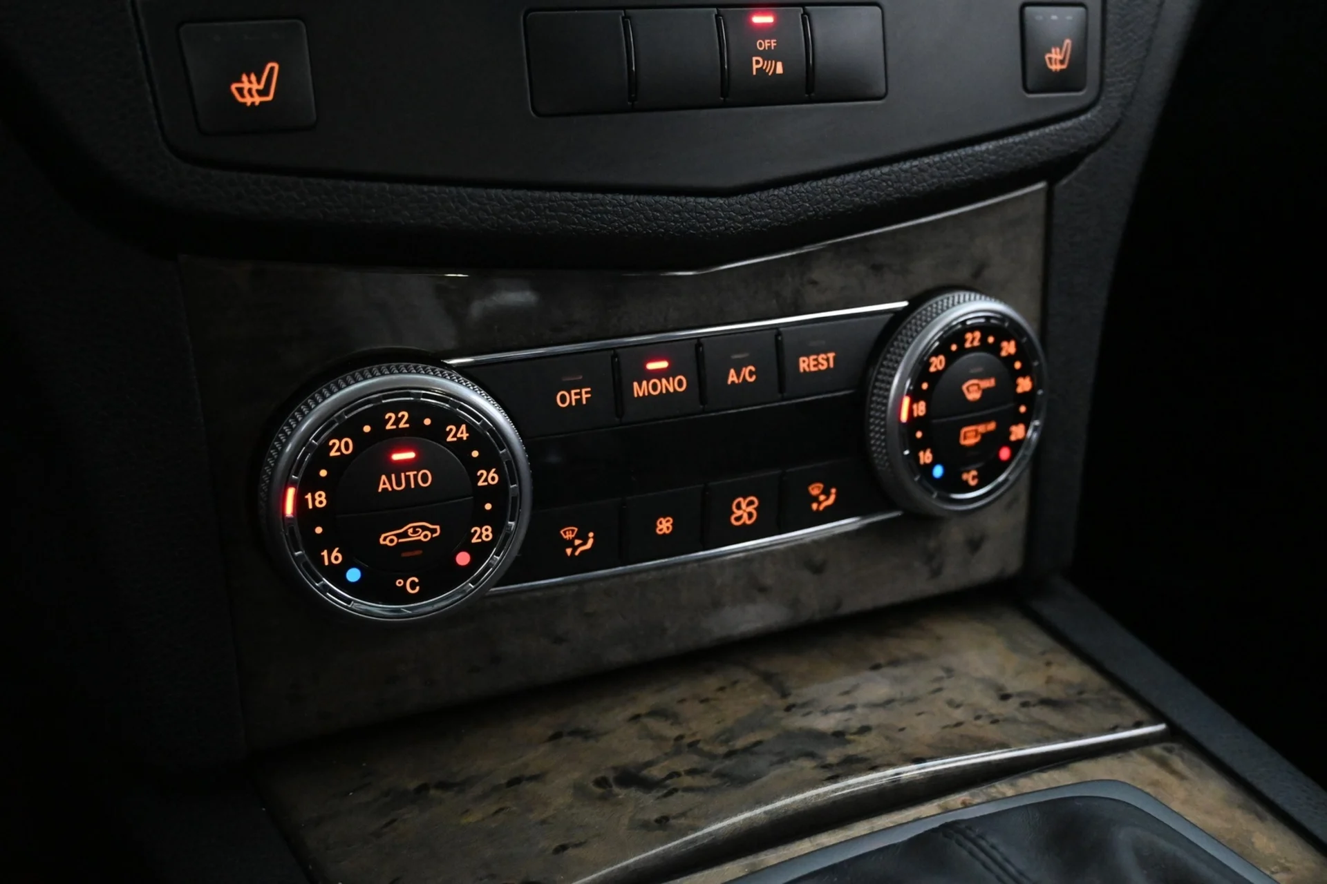 Car Image - 1ZM6sRaNxKABA1Ia3AZsdp