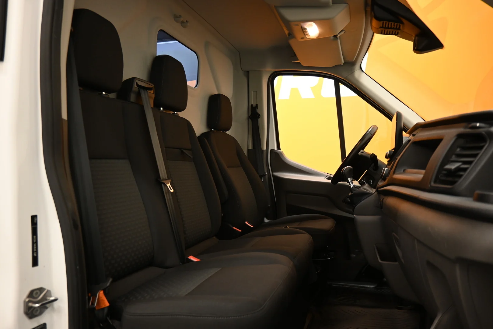 Car Image - 62iG7wTBAmuXmJHlJuNAU4