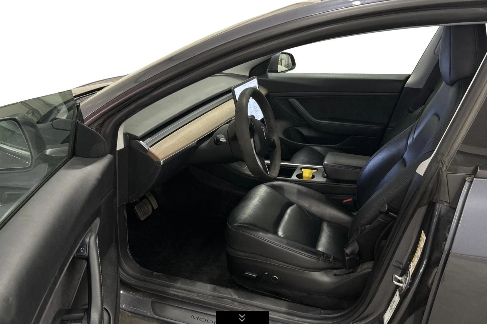Car Image - J617U7MTmdclmORbZqqzR