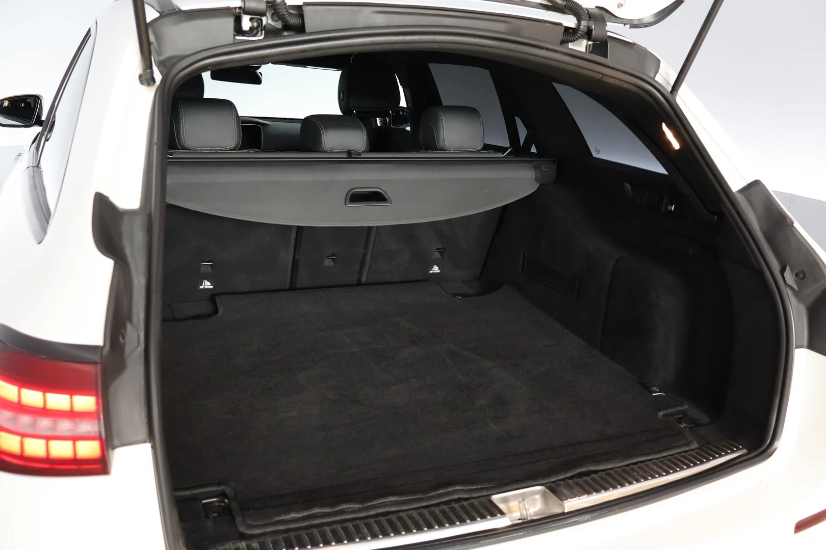 Car Image - 71MffOsjrAcm2Vr70eynYz