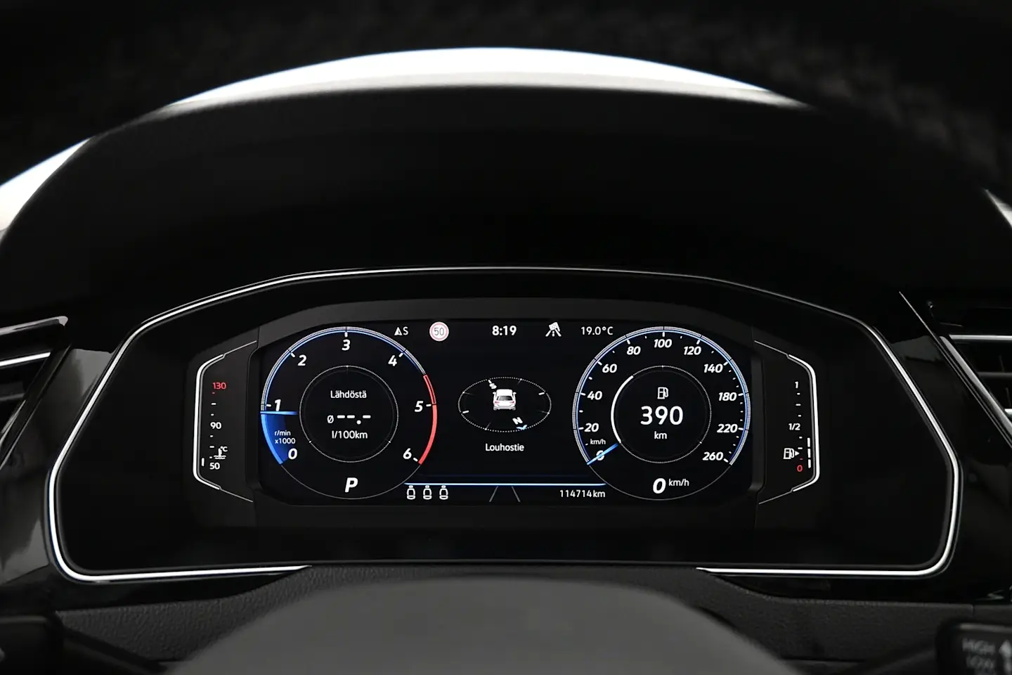 Car Image - 7qKM8SmkIEpFWAbqzRMux7