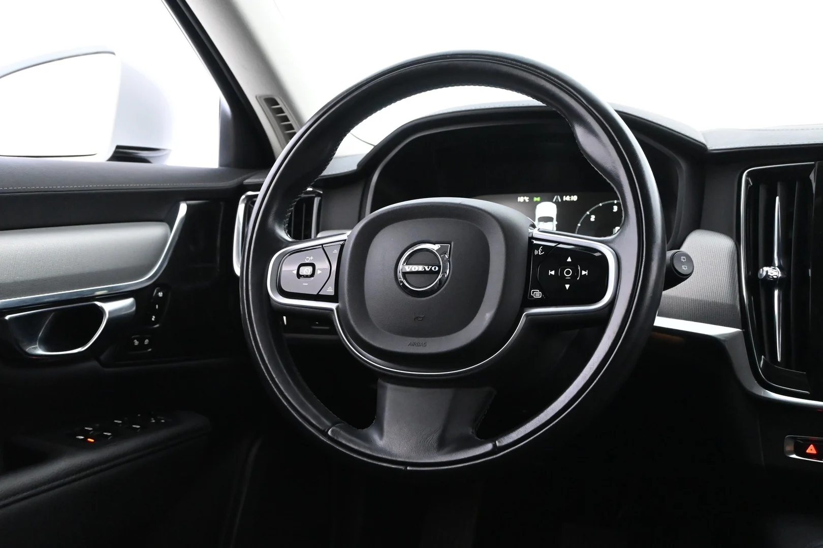 Car Image - 6i4fL7z3DFPcYa2eGl2hLb