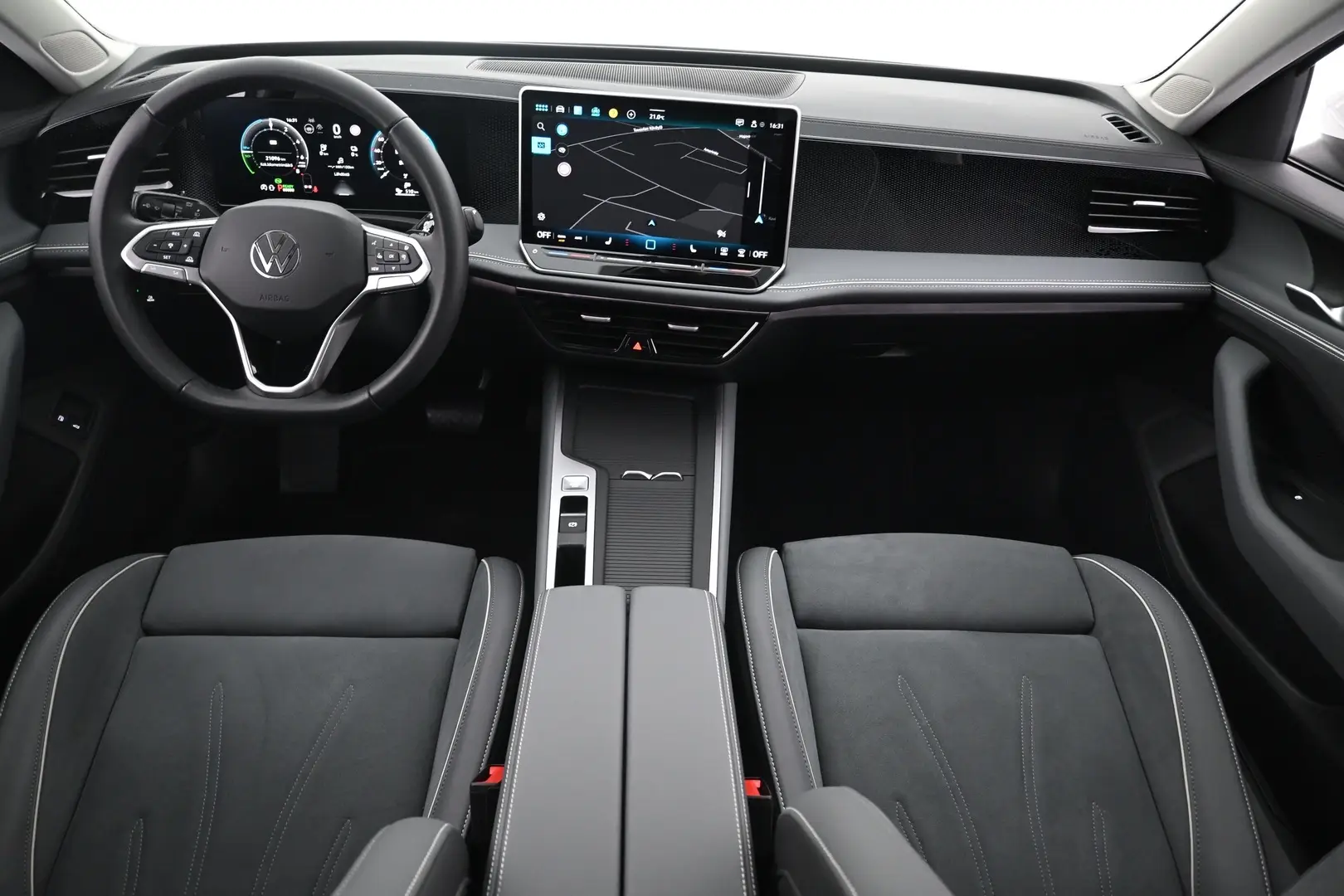 Car Image - 3slfATf0rNdZgaj7HNn875