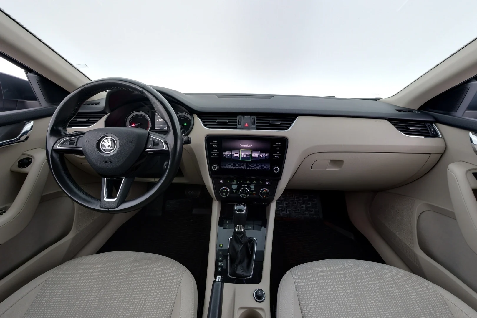 Car Image - 2bg8LmFLACIt1t0nywAlG3