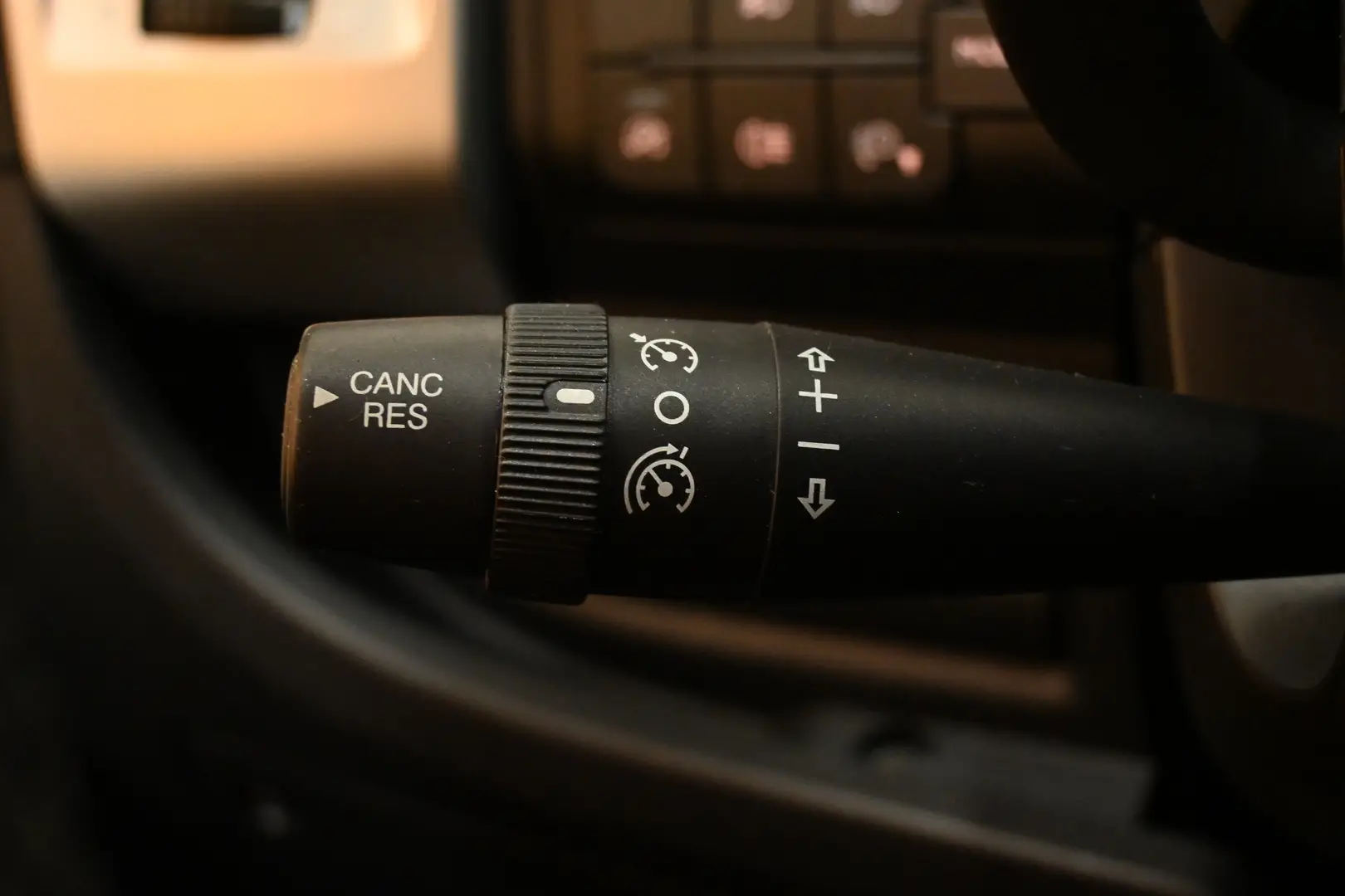 Car Image - 6jAIzXq00DfMlUkCnuwb3I
