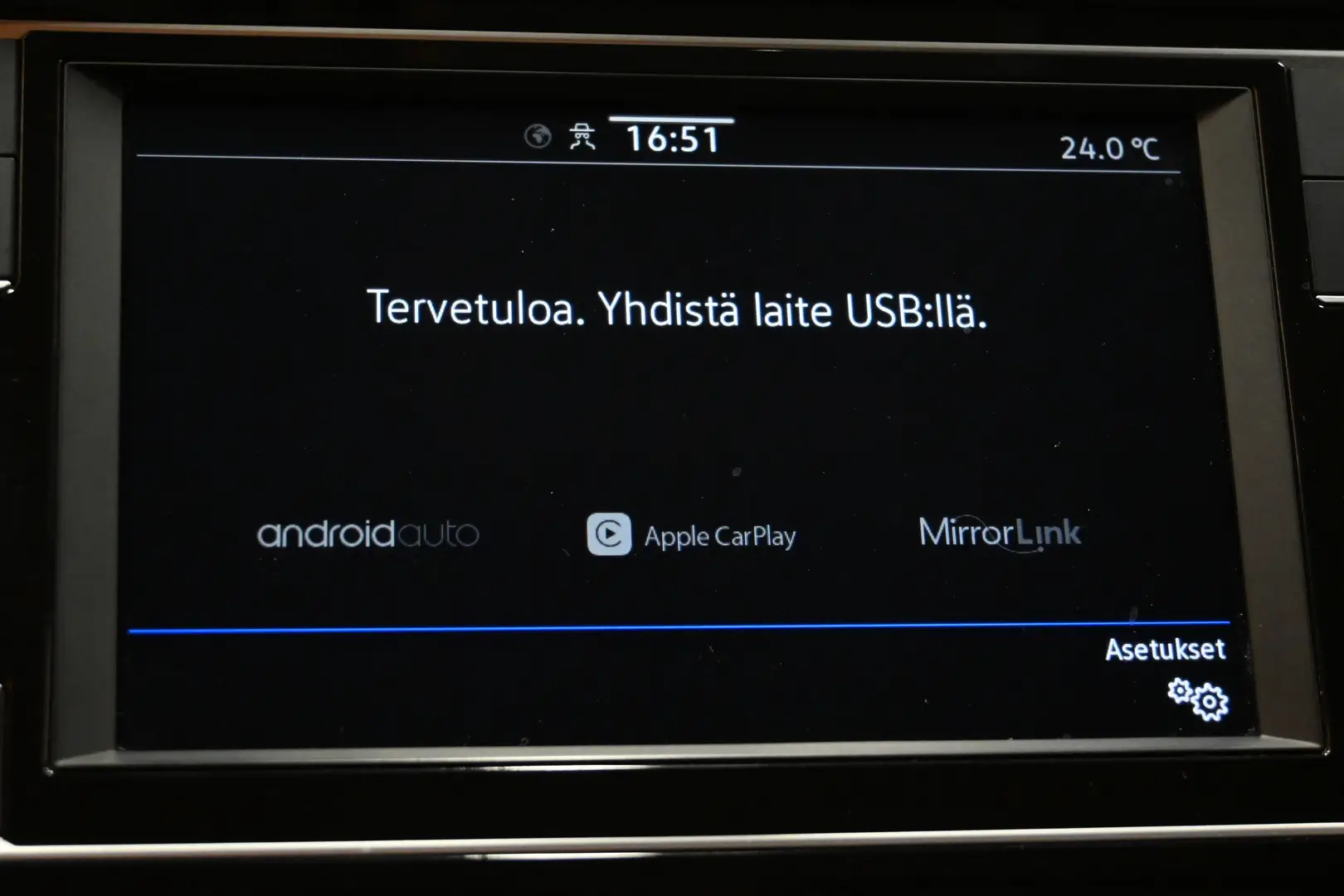 Car Image - 7rH6qXUgBX1ot3dBGddelZ