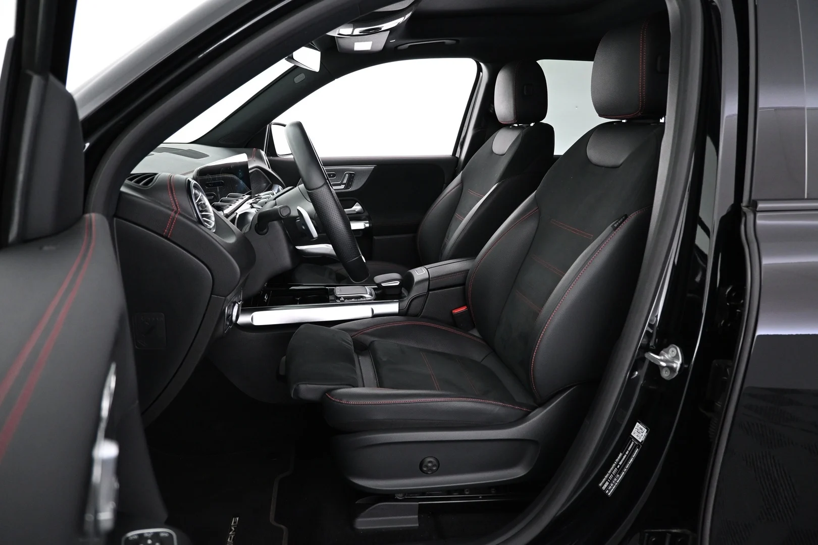 Car Image - mUAtiZxVe7UanAkErpDUX