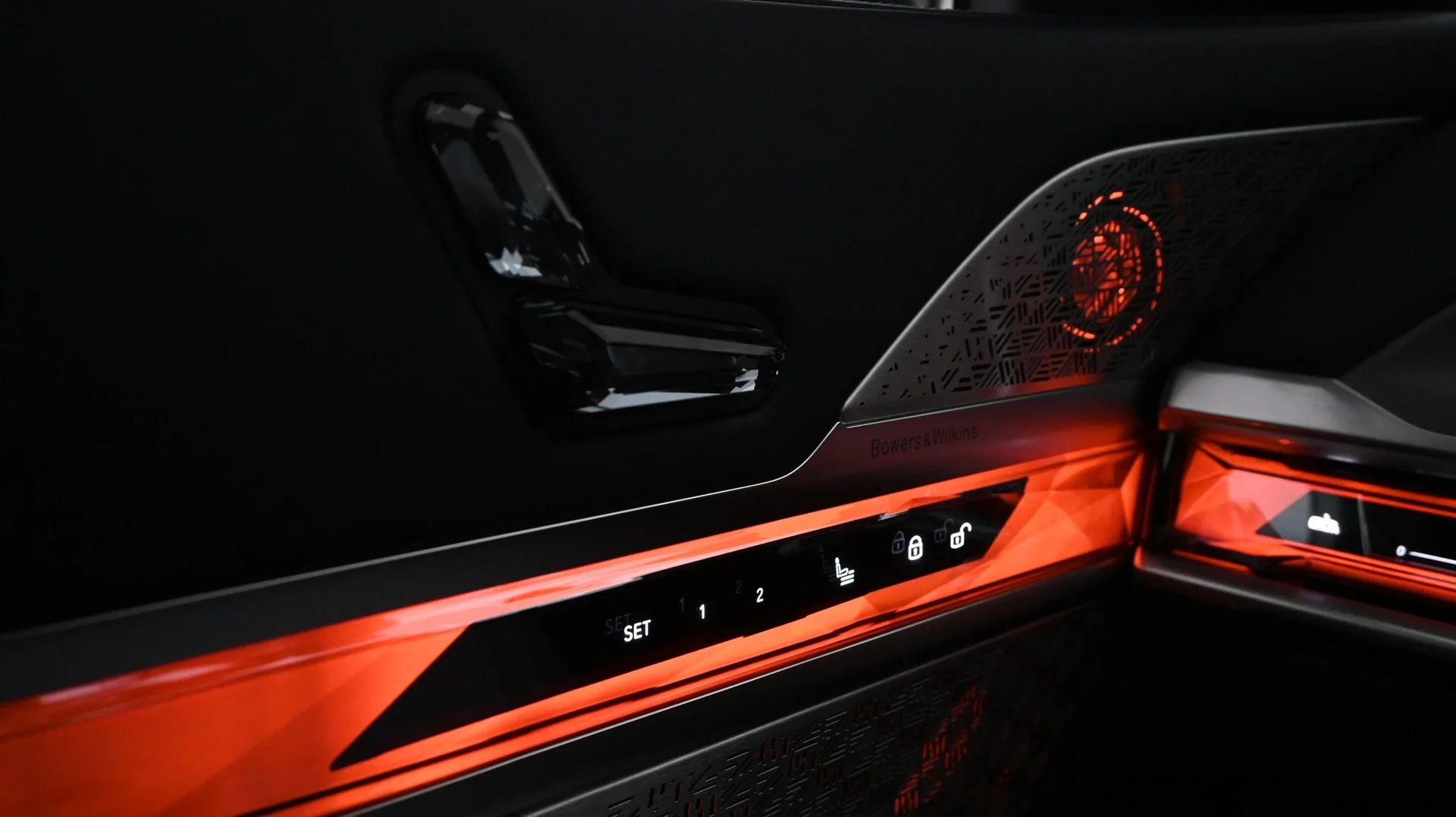 Car Image - 10nFTDhnnCghr4Sq4bAC6p