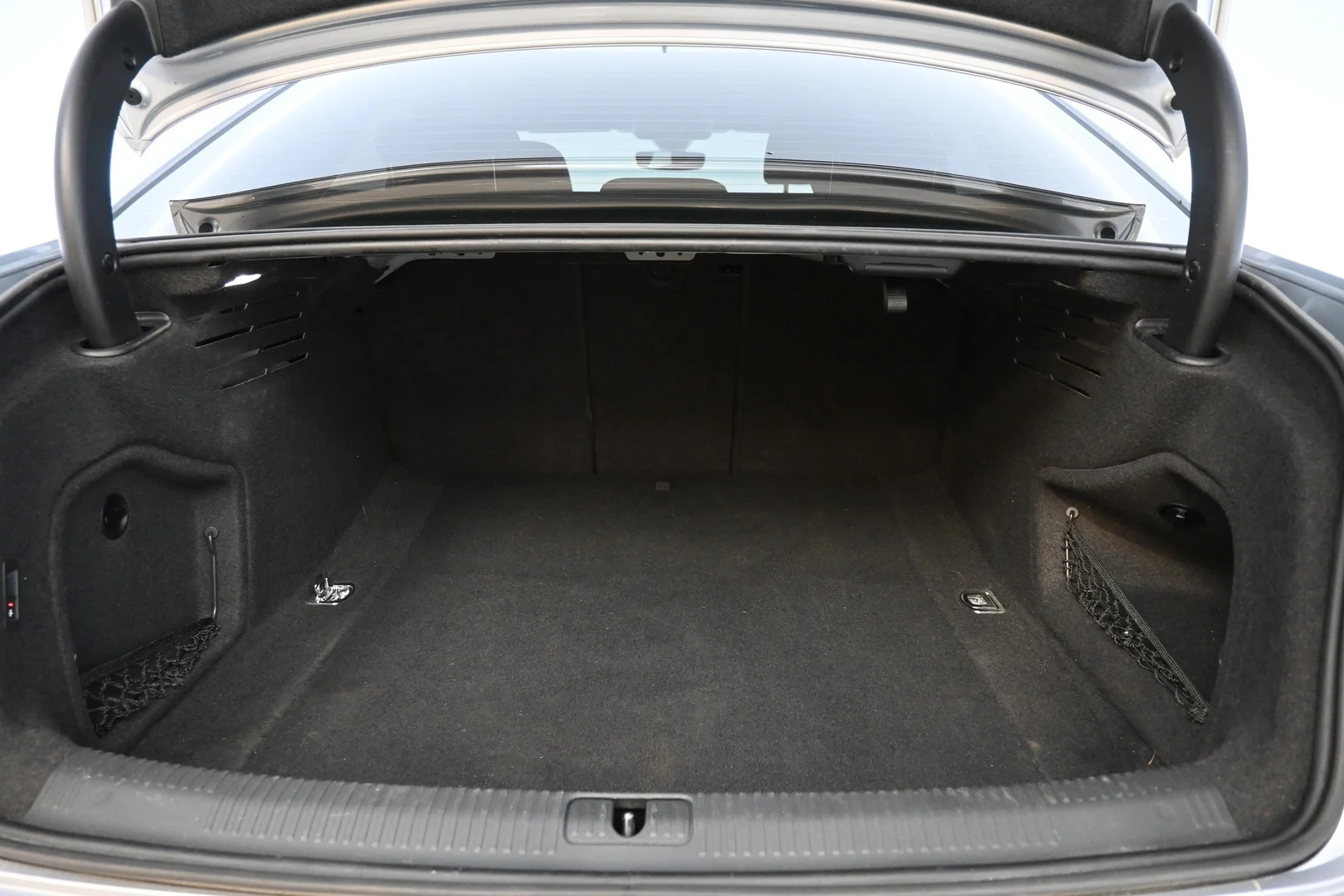 Car Image - 6gKdYzYB8lwx4qjYQUFcQb