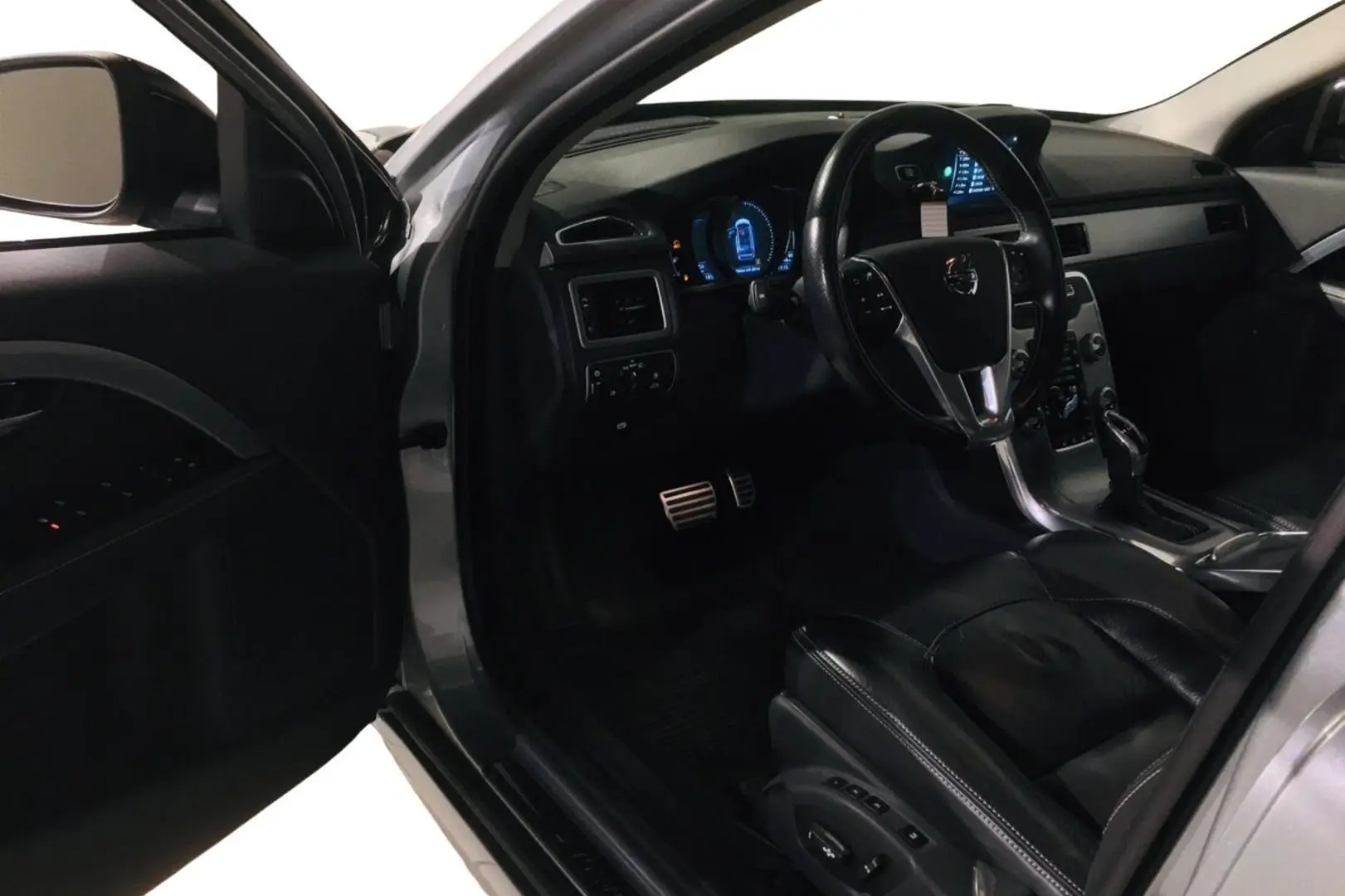Car Image - 5RkqHGdnR2AVqnvSOZ5wEs