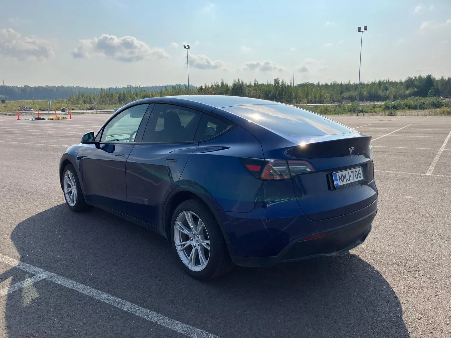 Car Image - hqbkPpFm3EpZ3H1aTdoAR