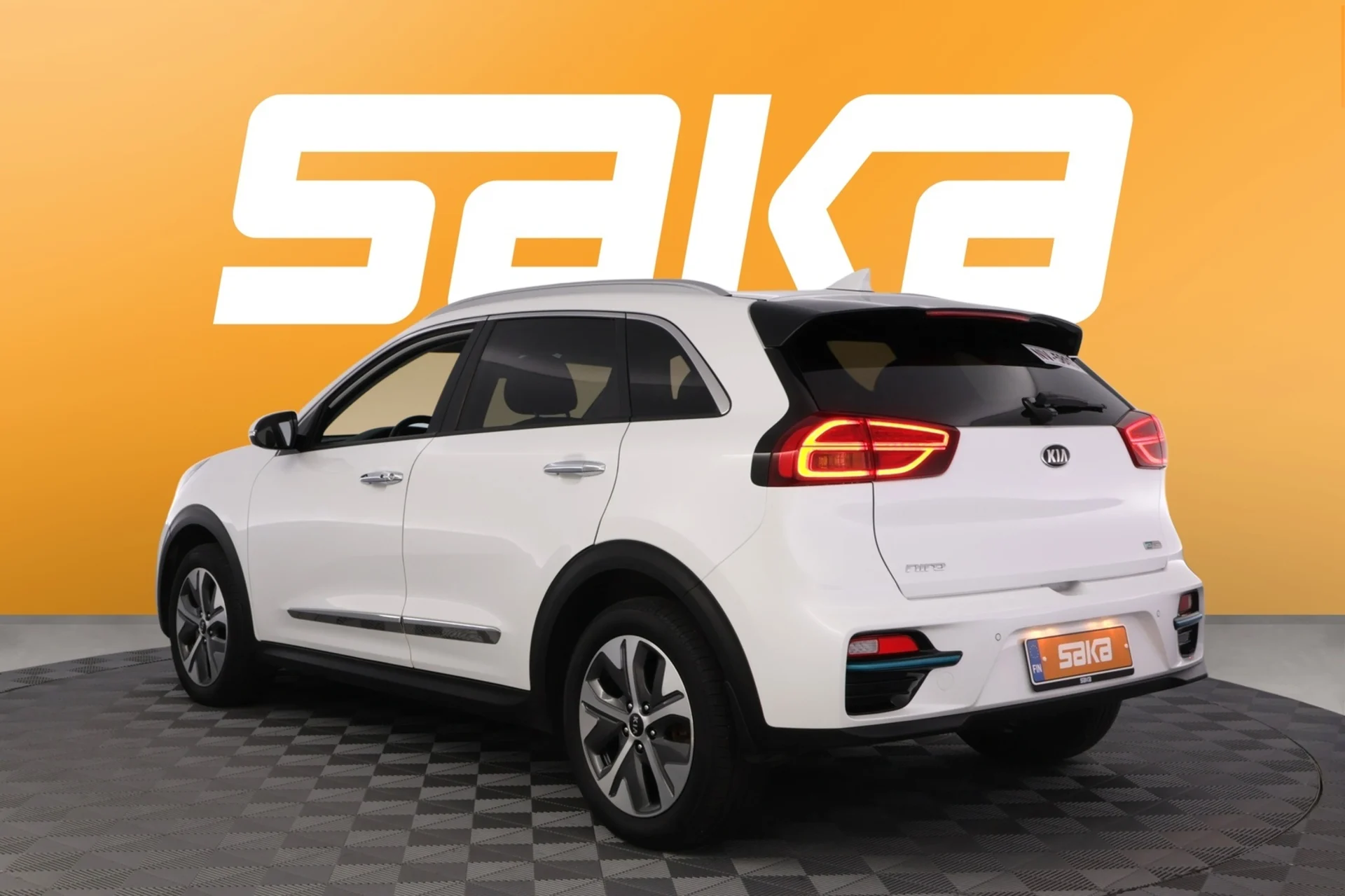 Car Image - 2ZgxaMWiTb2r2sx26KIPHe