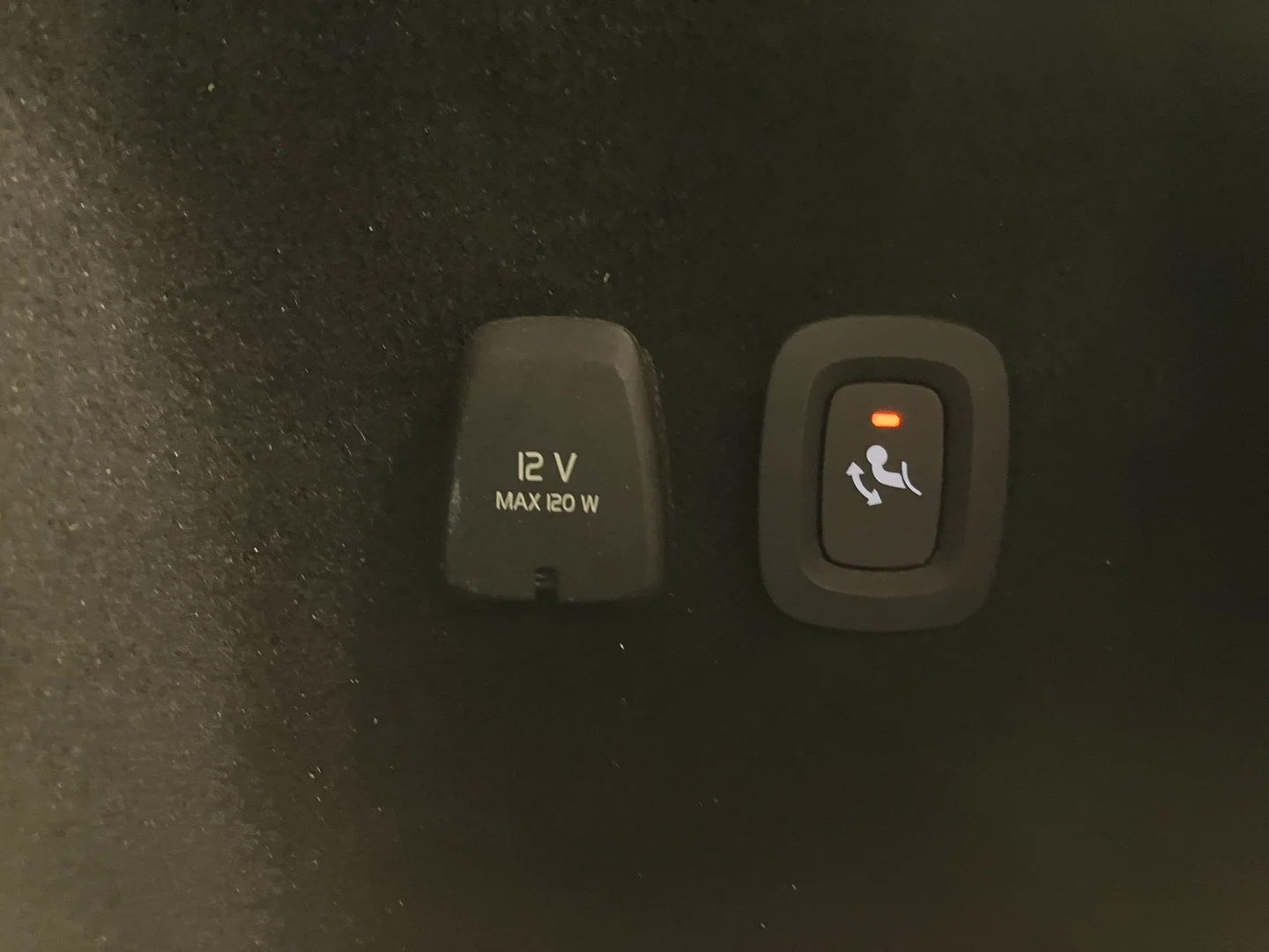 Car Image - uDDOUX4sCfxrj5MZD8XOL