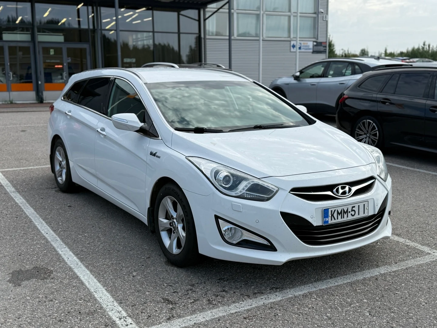 Car Image - 65flpQk69gZdfjJzxtGWeF