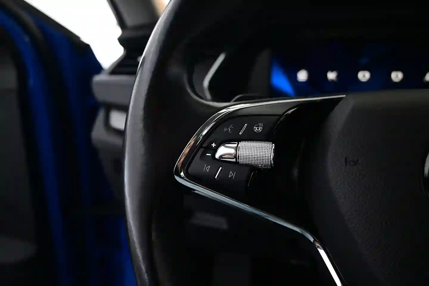 Car Image - 33MNkhqFCp1X91UKKOjfUF