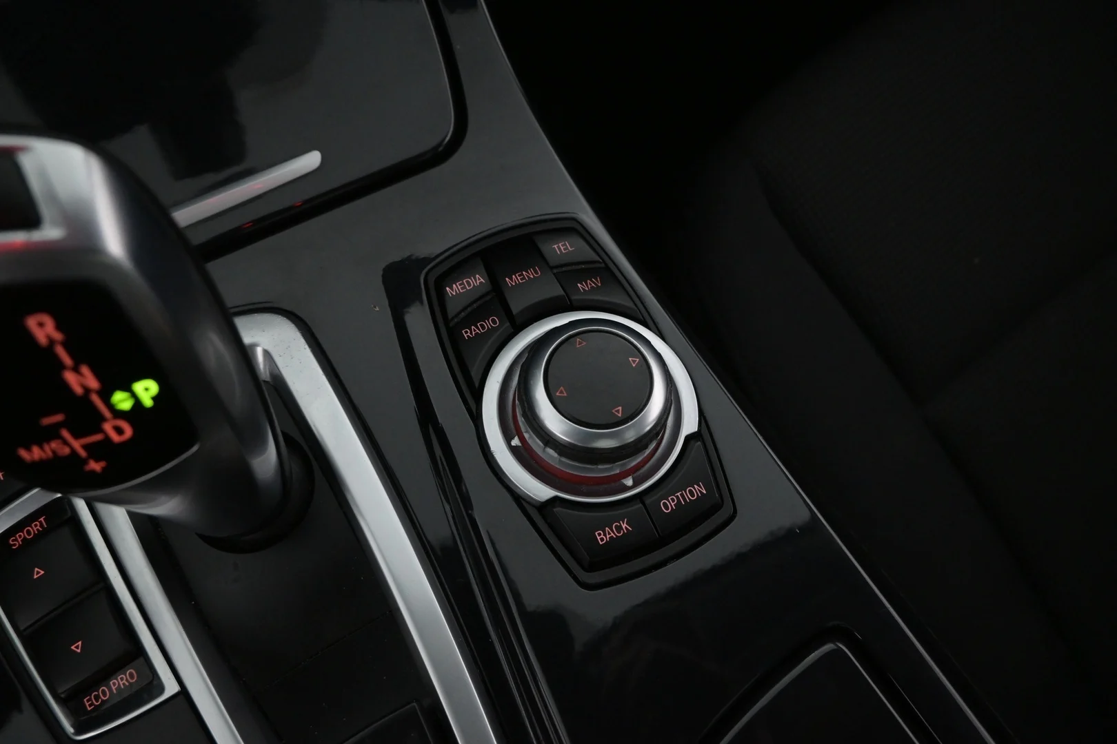 Car Image - 5m7h64mworLUtoMuoSxaGp