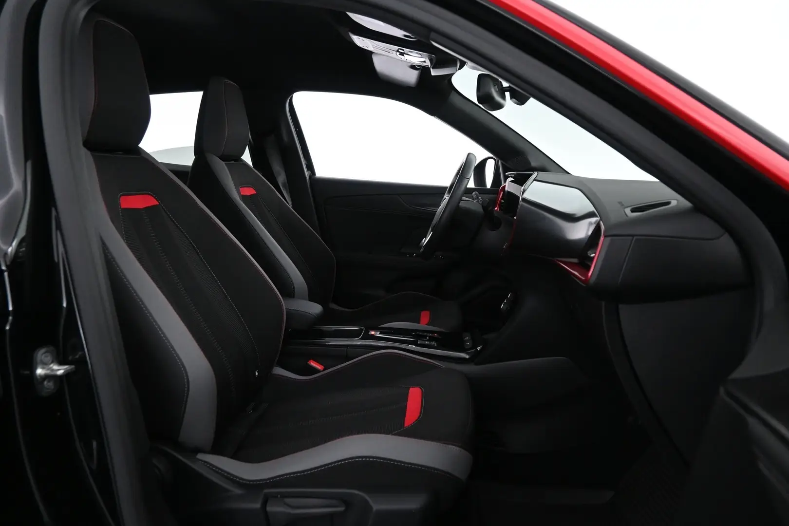 Car Image - 5YwwjrCzMmh9z3y3tuwRZ