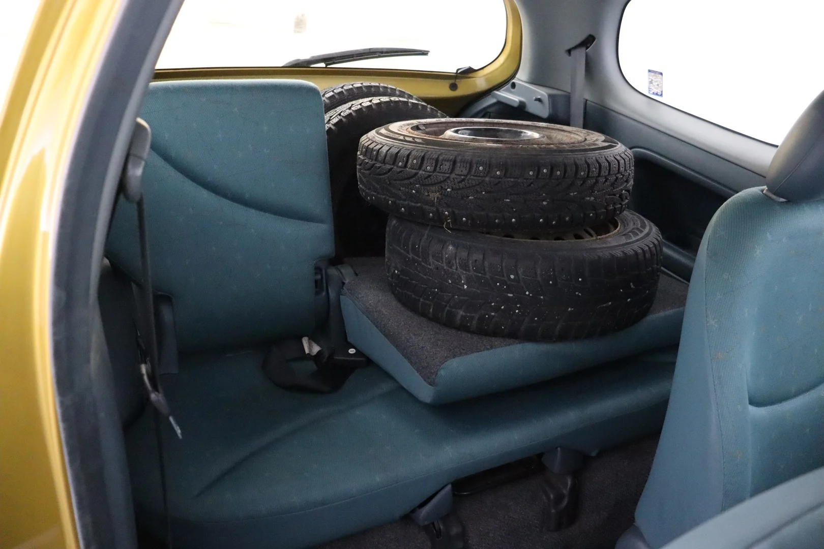 Car Image - 6u3wIgSkllrQrmrRoTJgpi