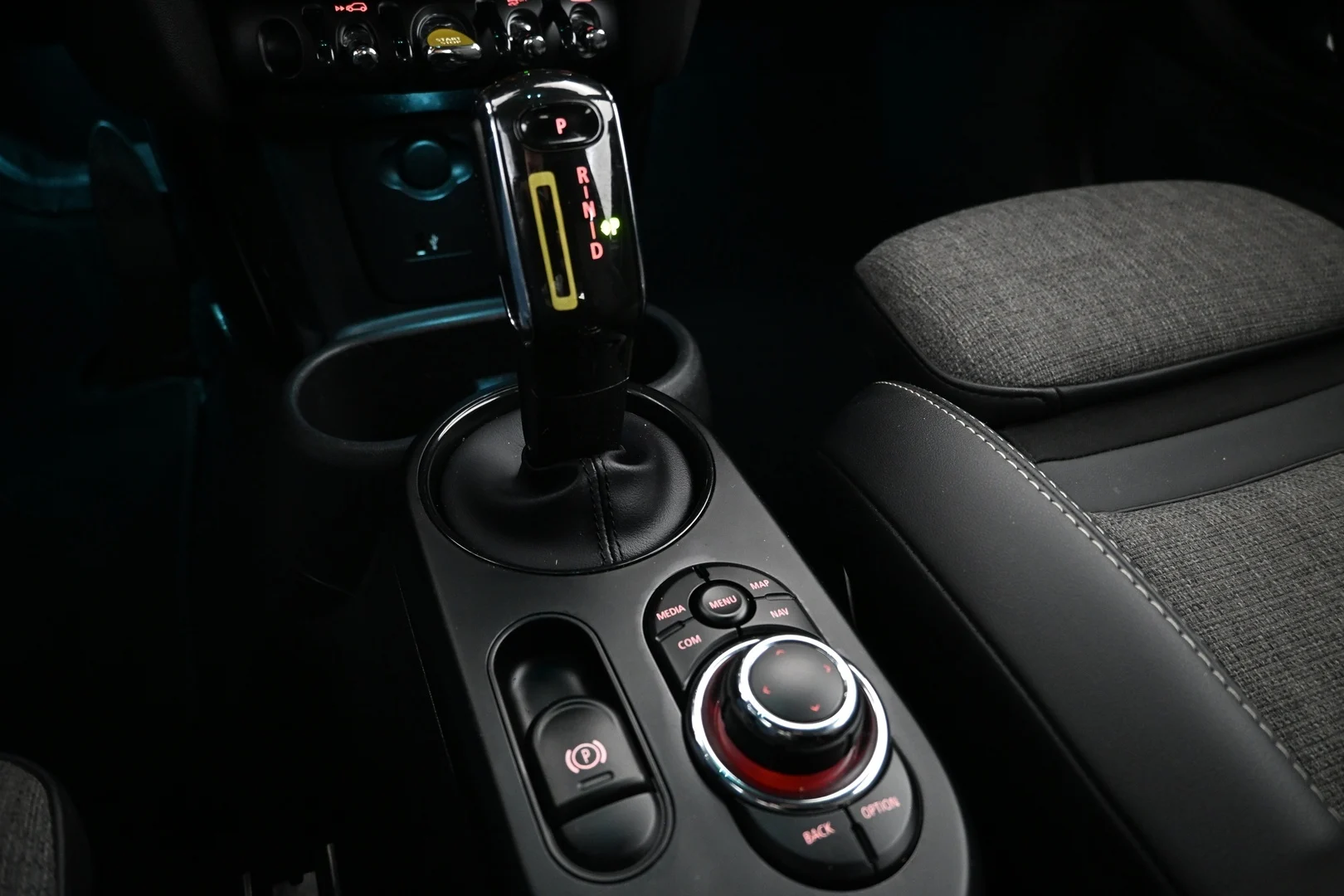 Car Image - 7n0kUmaQM71VImx64YKxsO