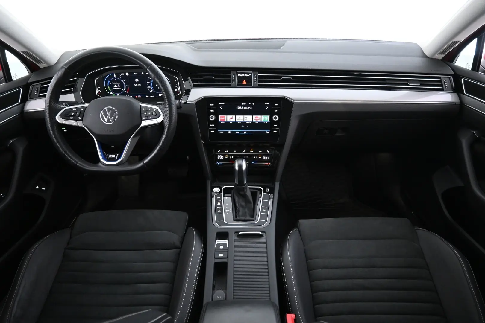 Car Image - 4hFCgmGpJ2AMhU88ymQ69w