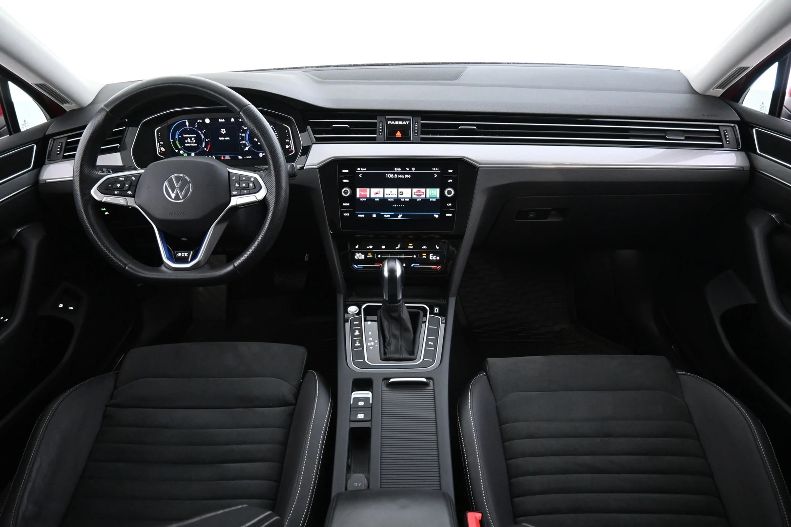 Car Image - 4hFCgmGpJ2AMhU88ymQ69w