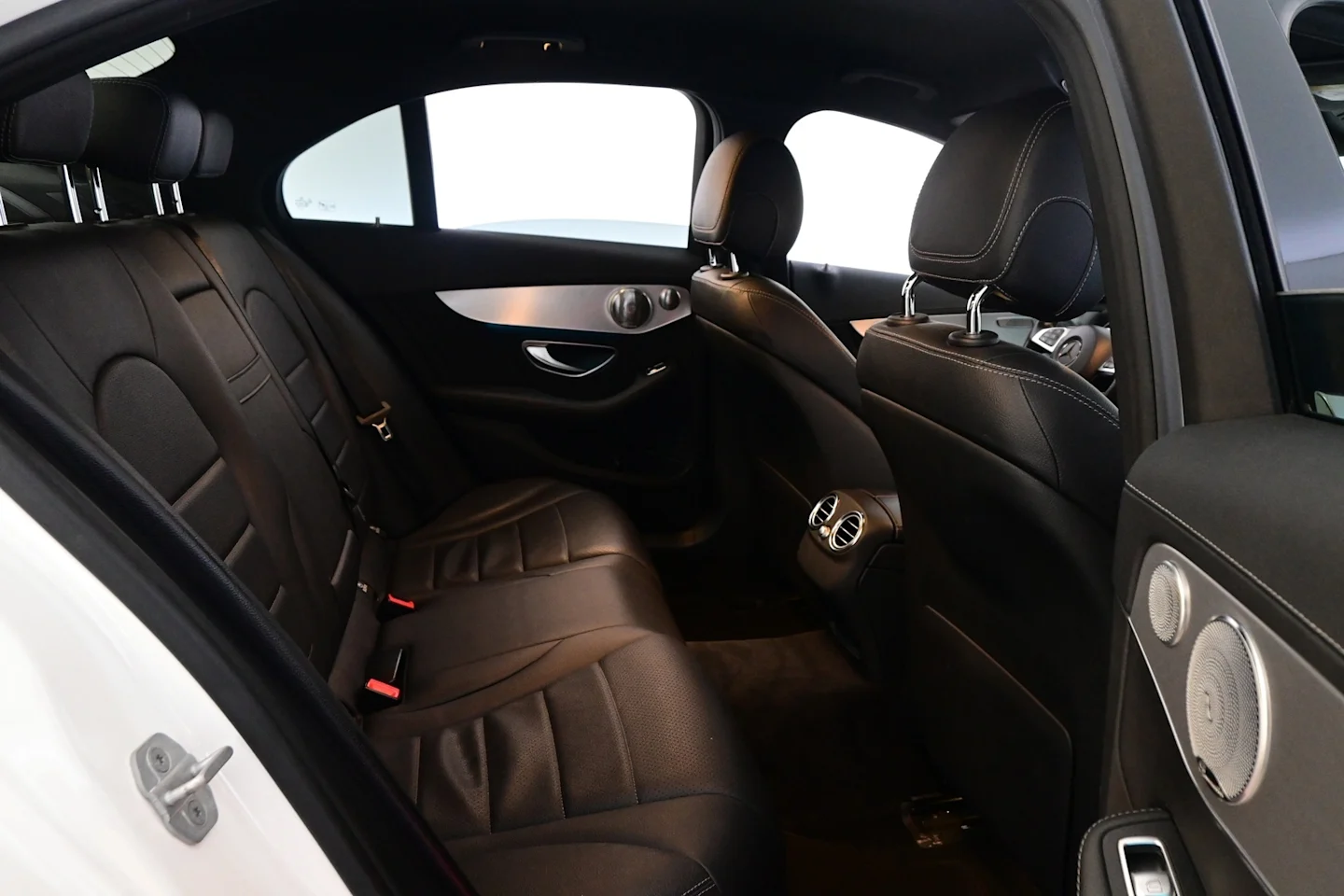 Car Image - 6n6mwhUn9Nc0nxek0Gphkm