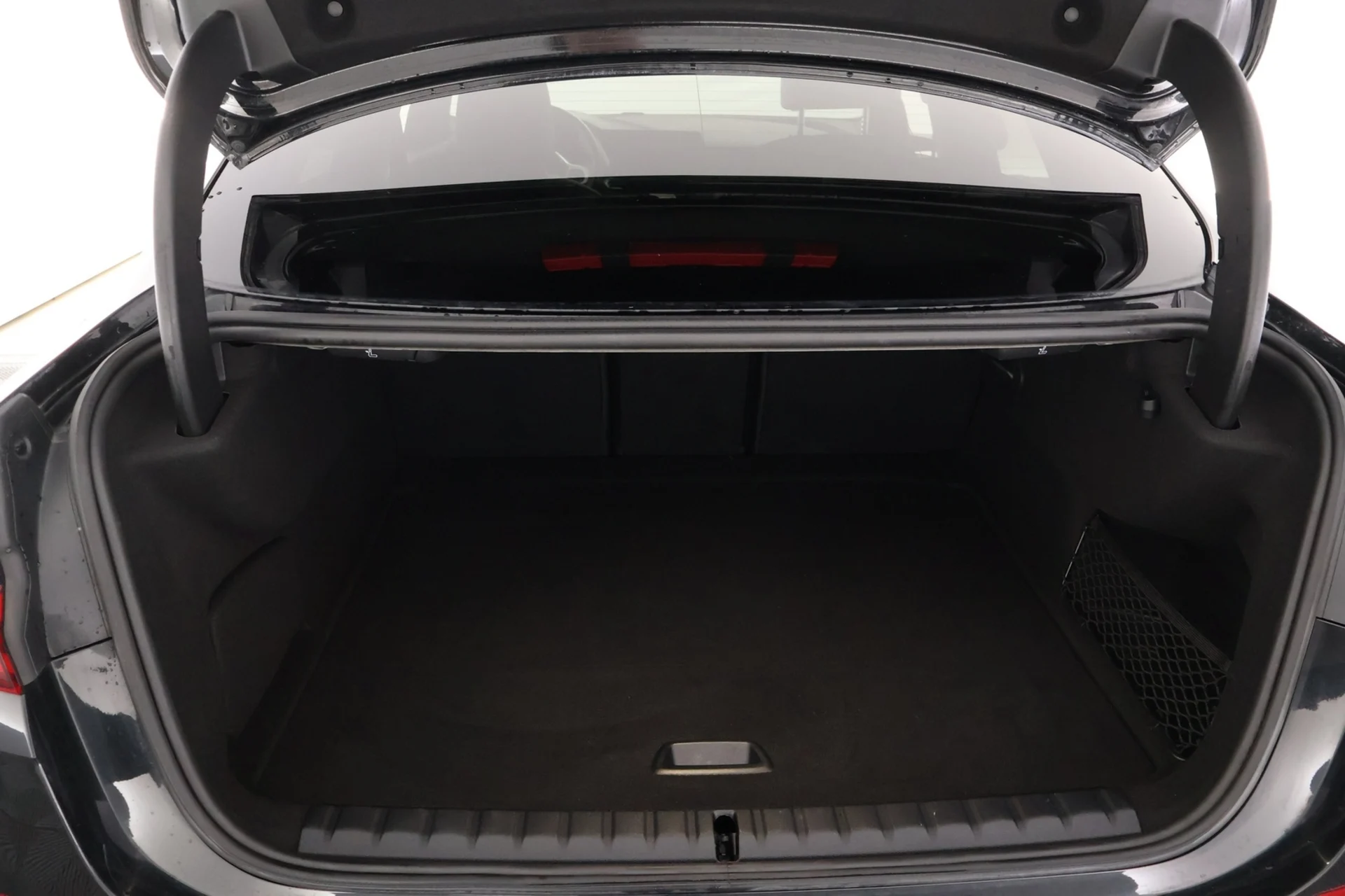 Car Image - 6Rxit3SbP7rqbuVOMOz8S3