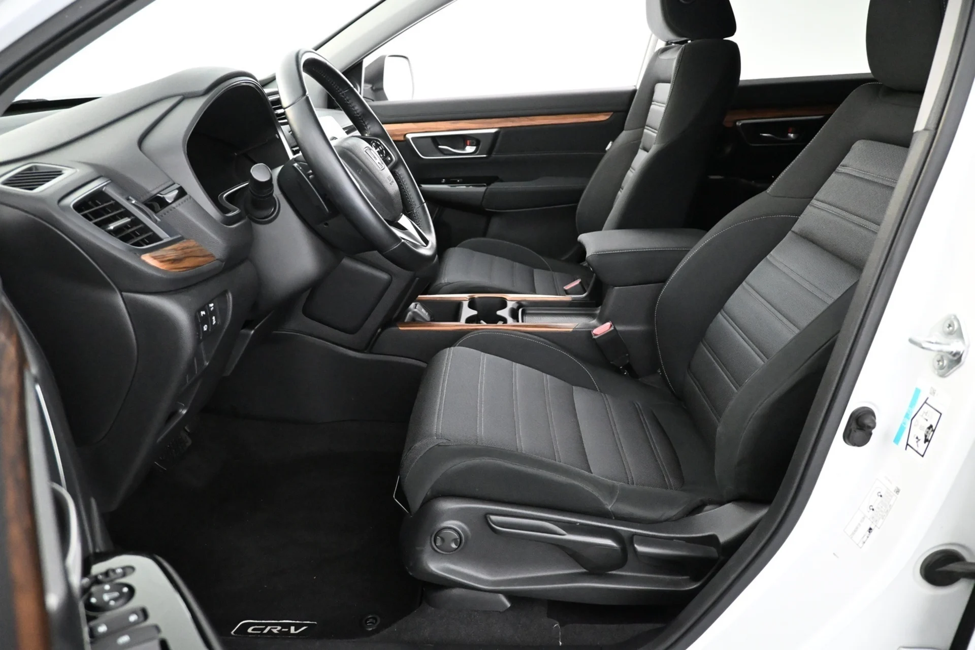 Car Image - 4B2s942IgktWgNc782bD7X