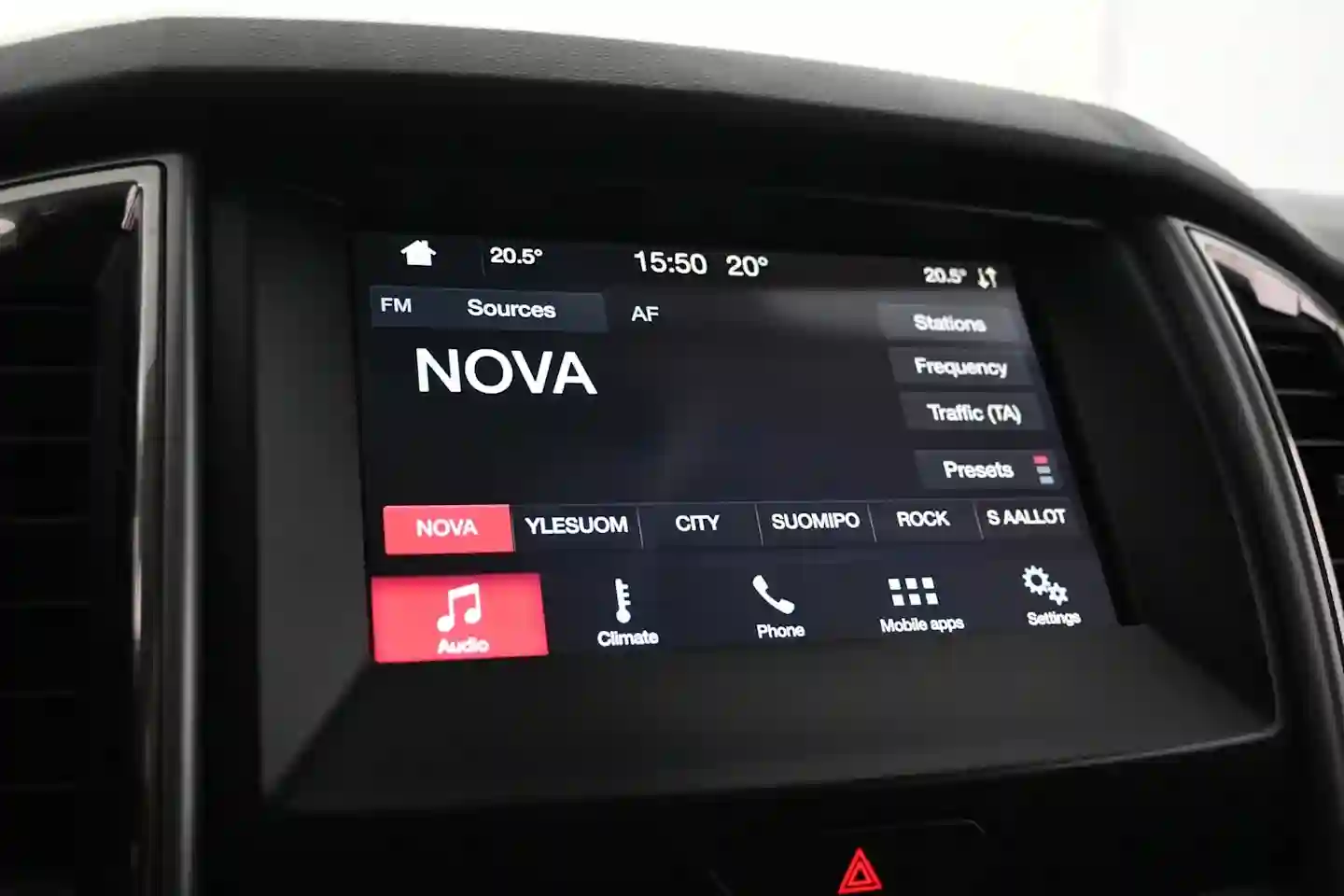 Car Image - 1wxNOmo1lsbofOD92OBRrO