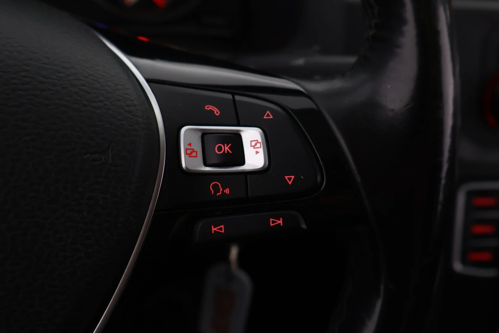 Car Image - 2J6aI0NGNHKULYO73mdVSn