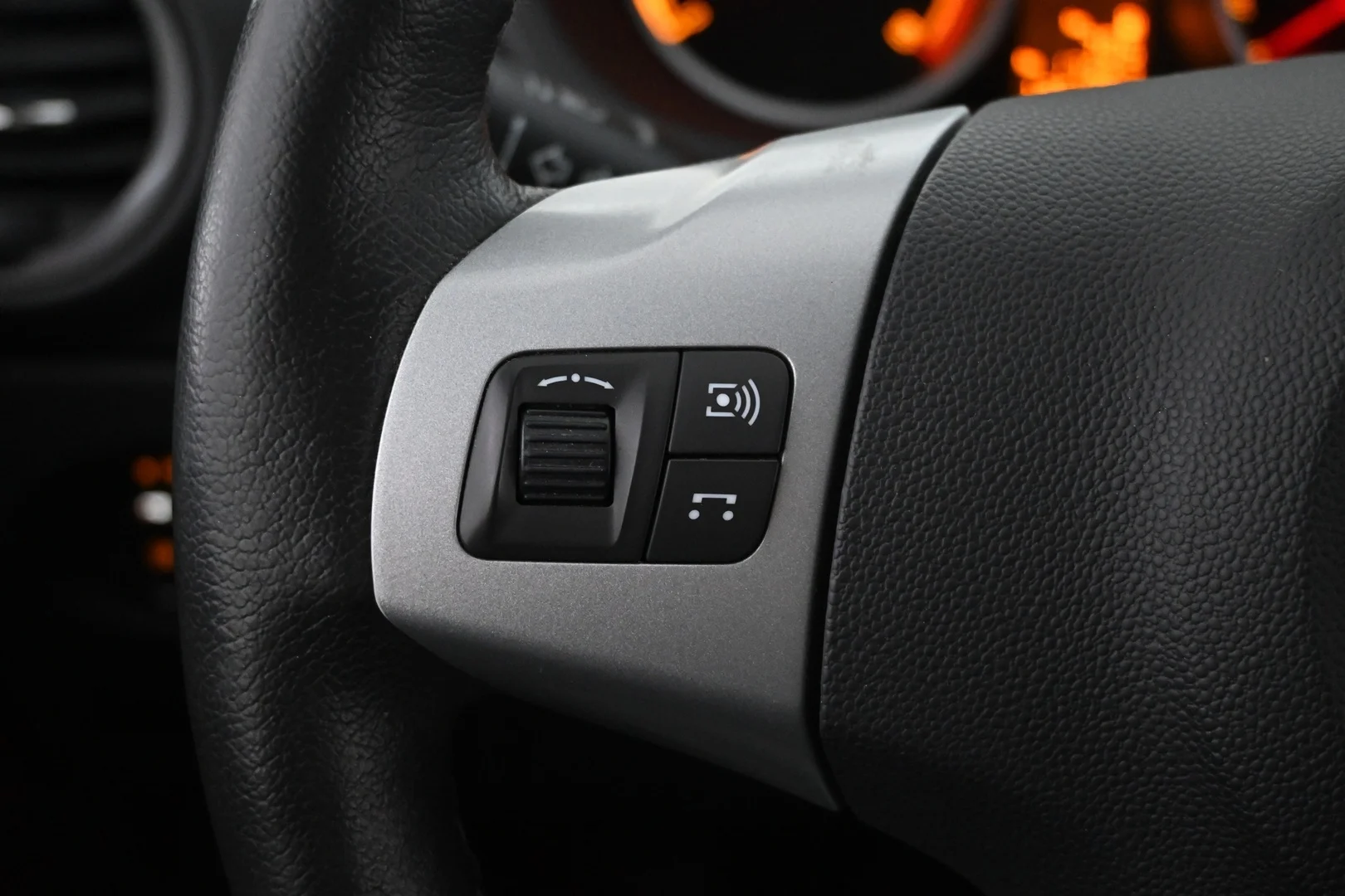 Car Image - 2chwL3wwPUT0tnZfr1Zl1V