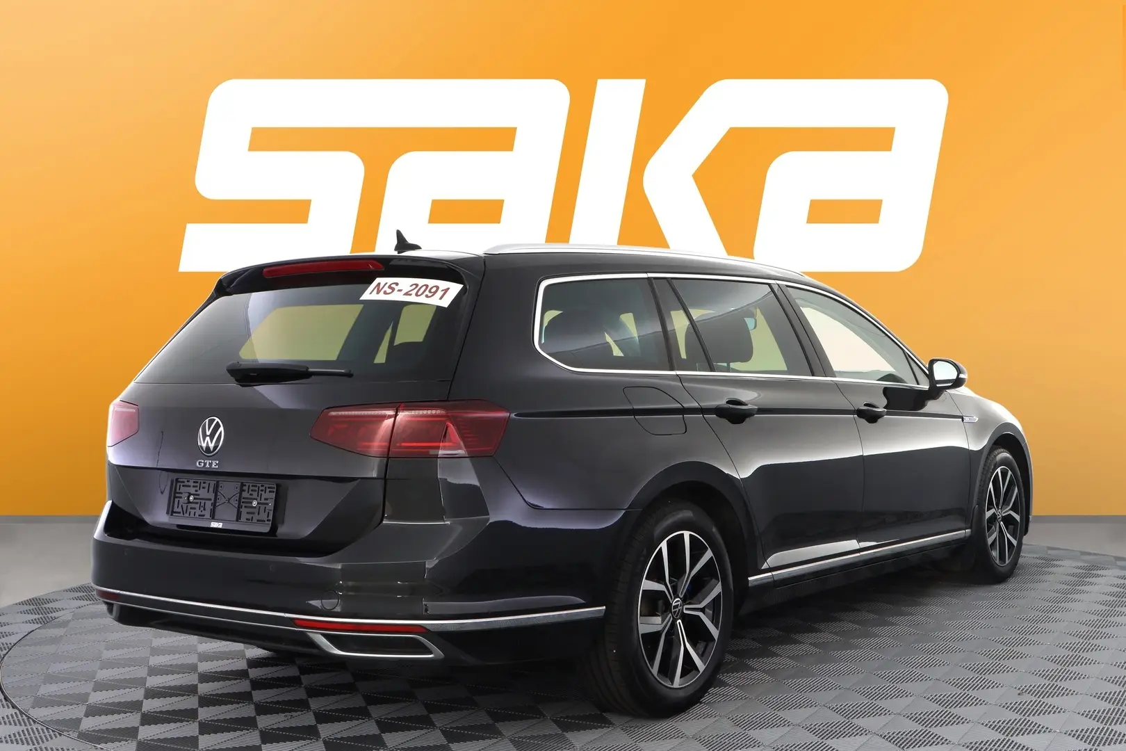 Car Image - 17H1IFKtL79SFXnU4uwju2
