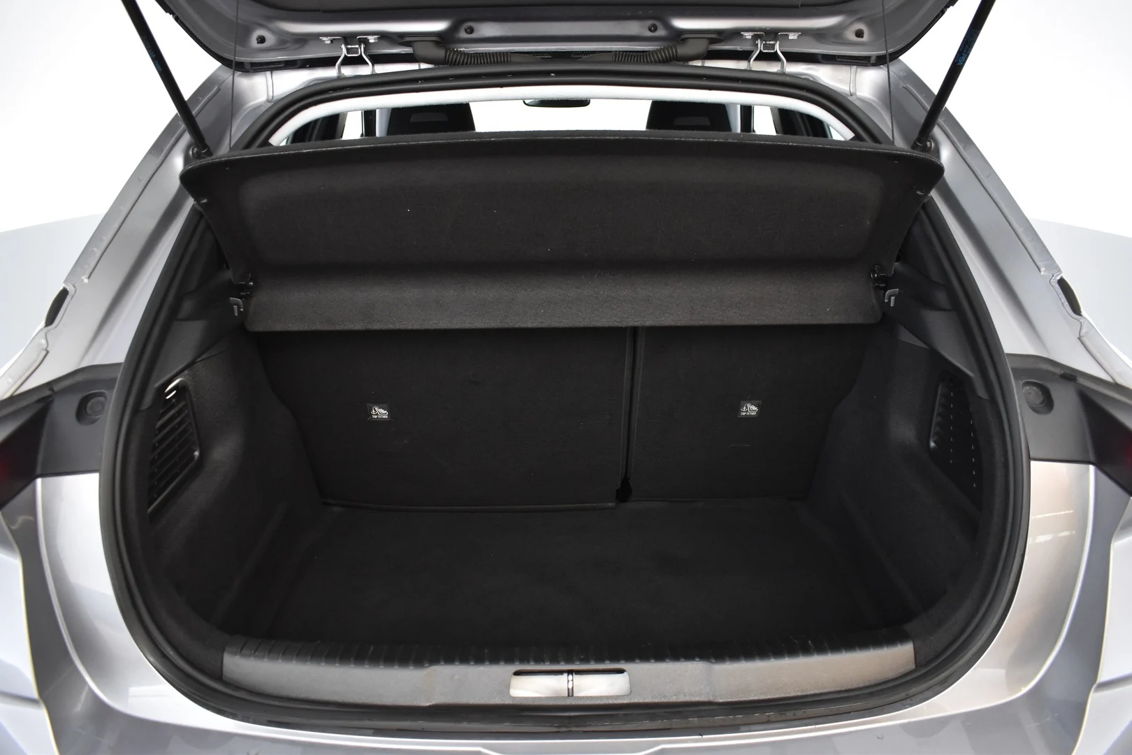 Car Image - 6OsYpgjRaxN5iohFYhsKLq