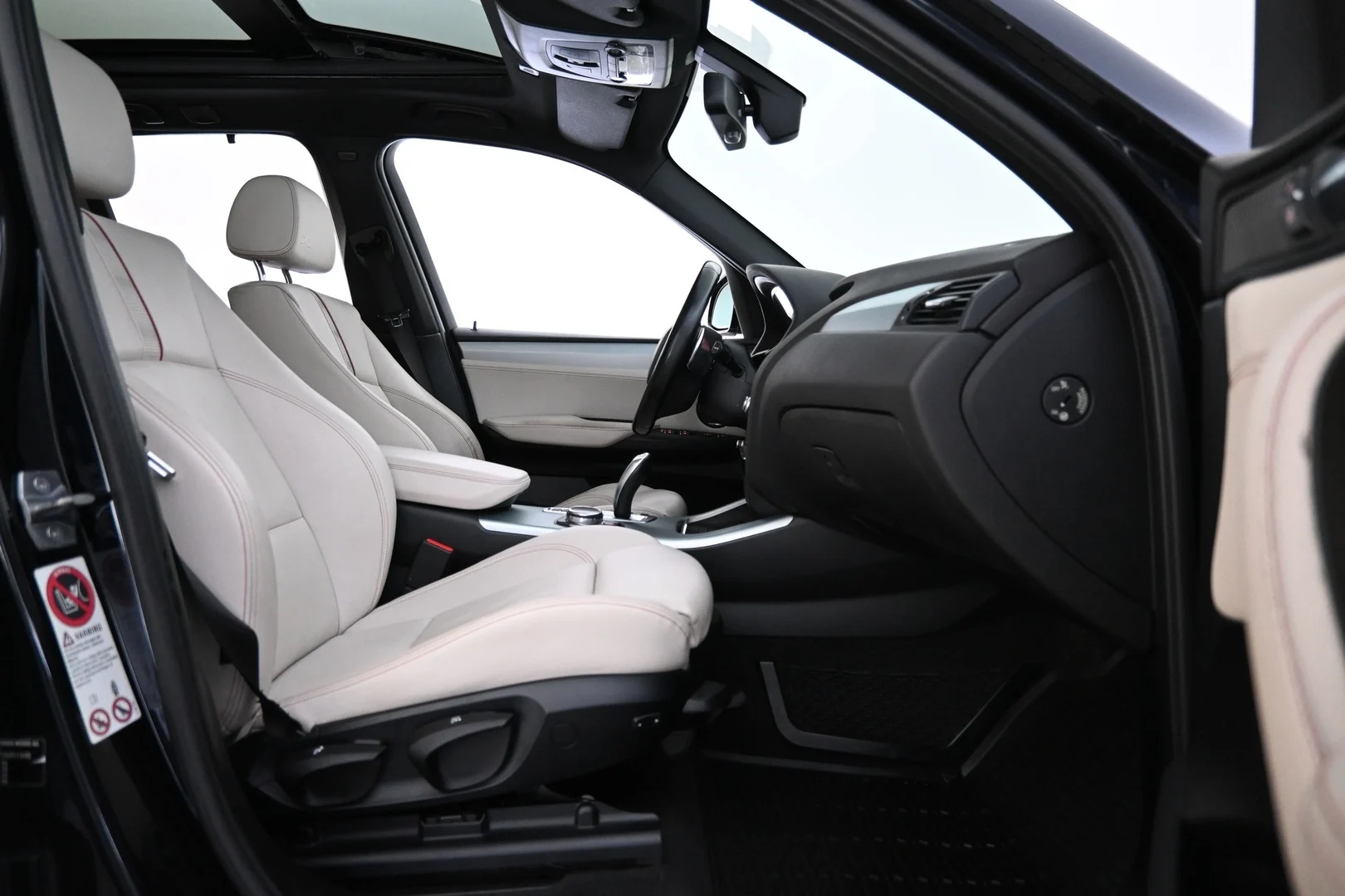 Car Image - b4XYh5lutptVZL0xpKLvK