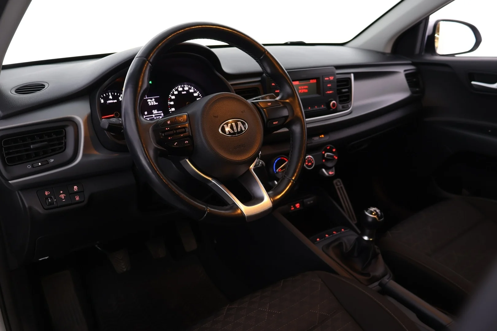 Car Image - 73N9PmogAOR5ymPye1ulqd