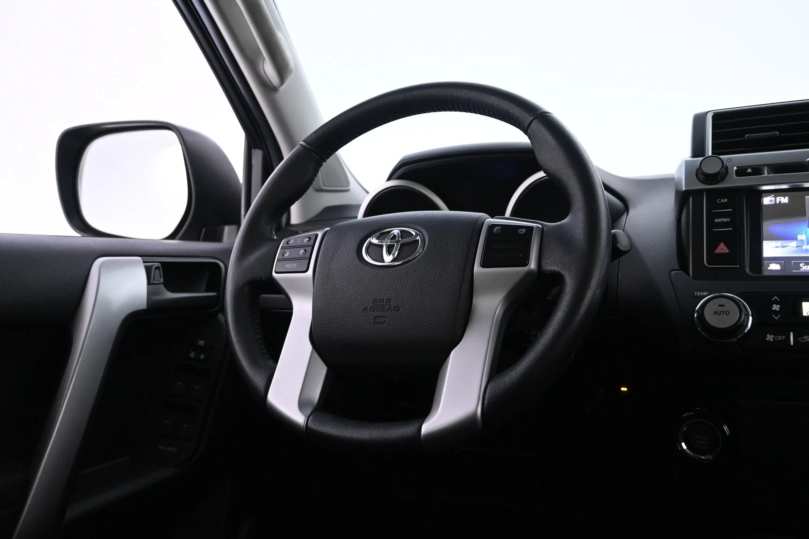 Car Image - 1HSjvxn1HMTnLYO8BEGuPN